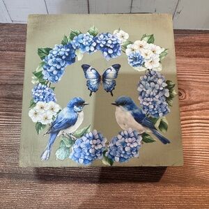 Hydrangea Blue Bird  Shelf Sitter Cottage Farmhouse Decor